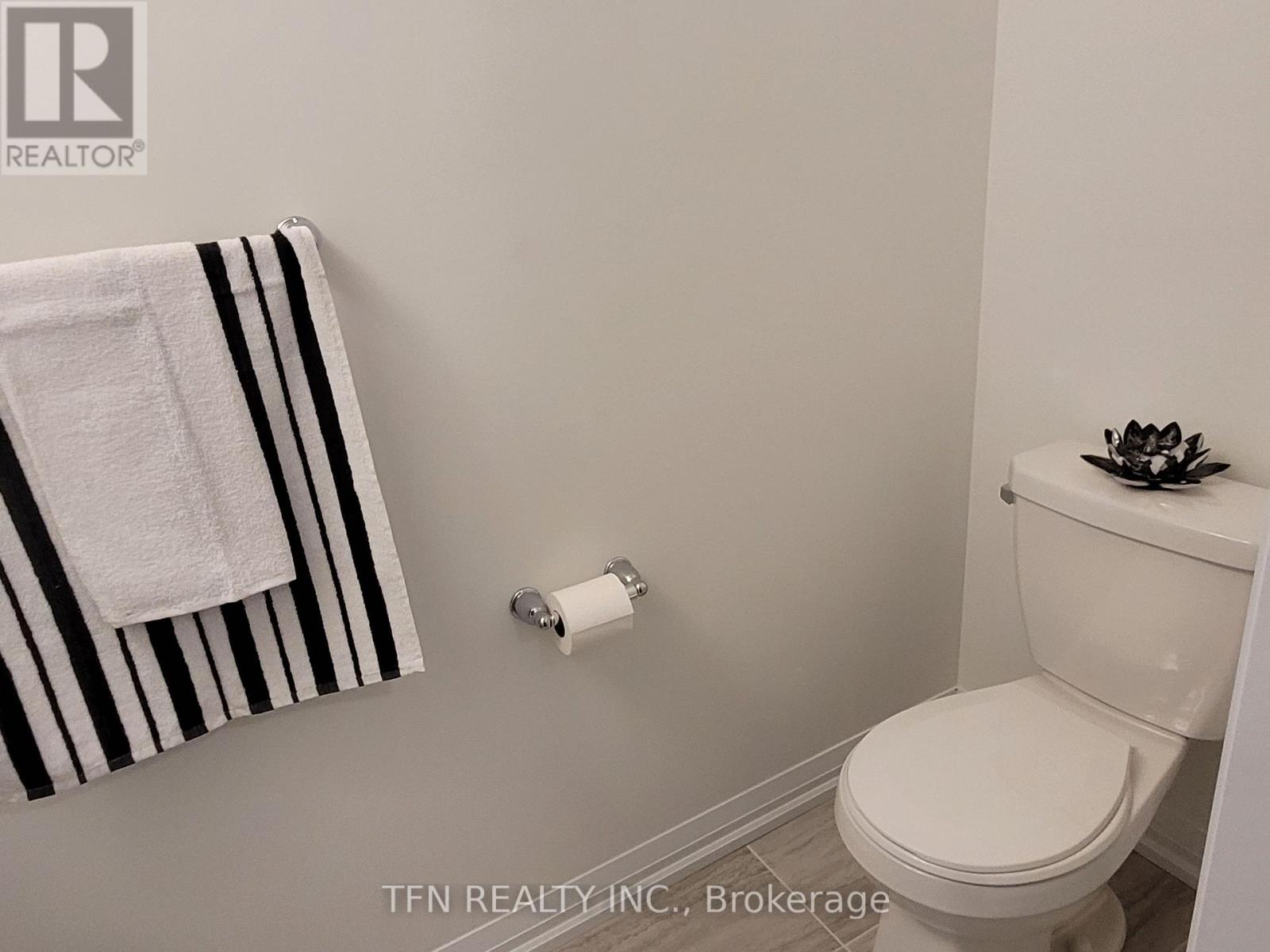 Photo 5 of 12 389 Conklin Road, Brantford ON