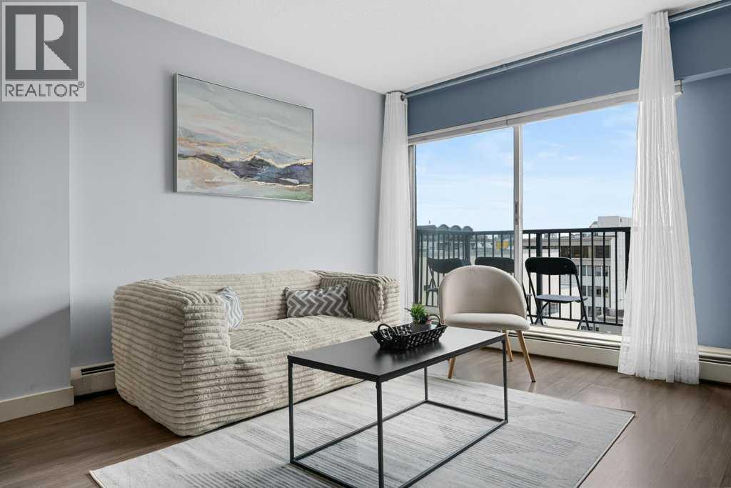Single Family House for Sale in D   Avenue SW Cliff Bungalow Calgary 