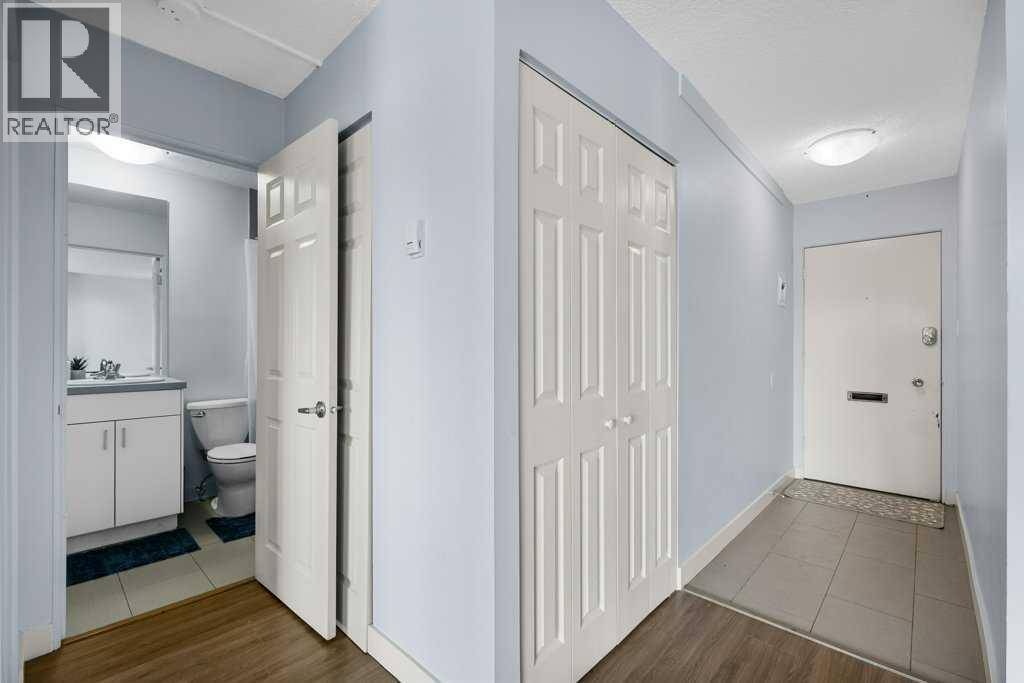 Single Family House for Sale in D   Avenue SW Cliff Bungalow Calgary 