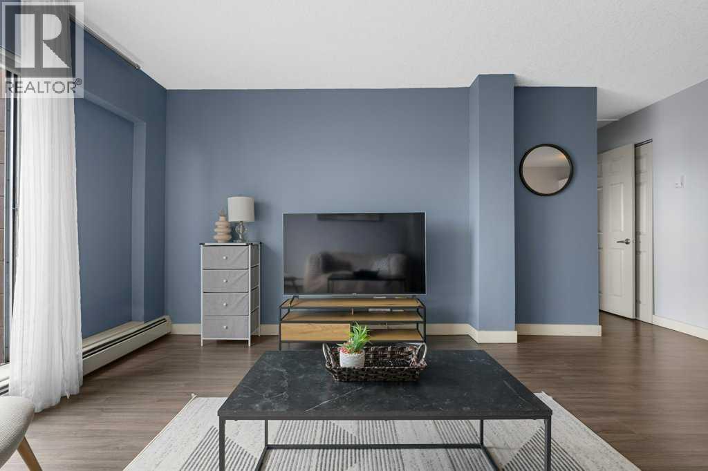 Single Family House for Sale in D   Avenue SW Cliff Bungalow Calgary 