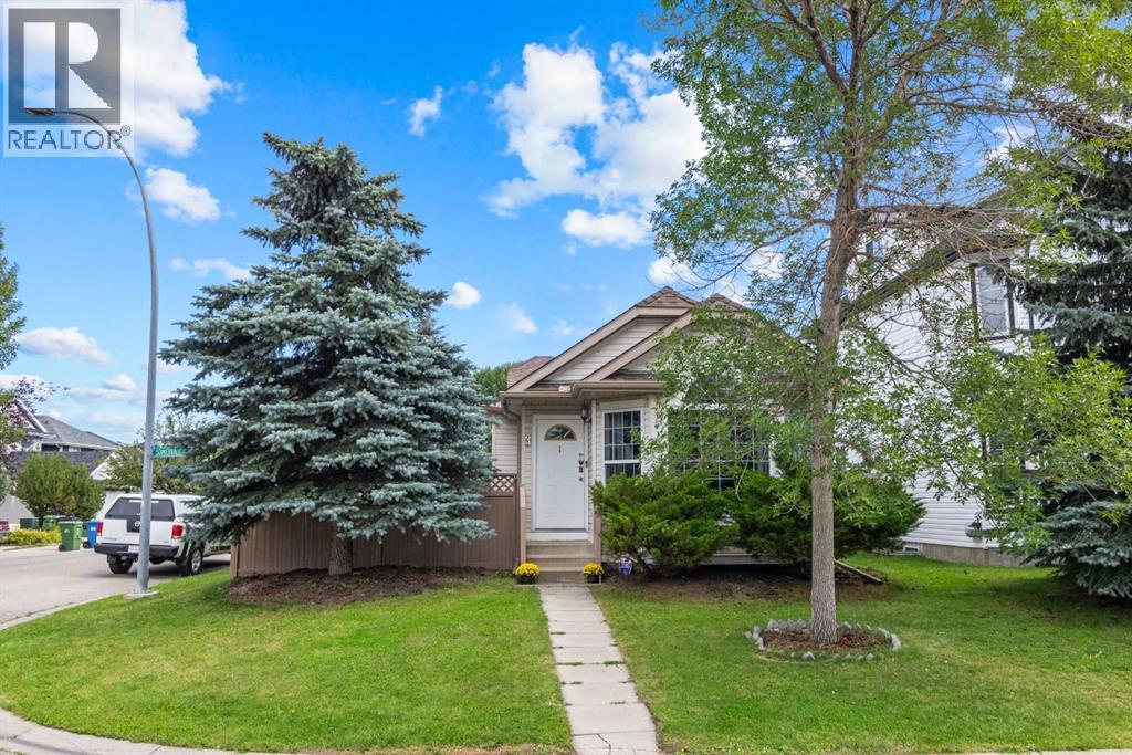 Single Family House 4 Level for Sale in  Somervale Place SW Somerset Calgary 