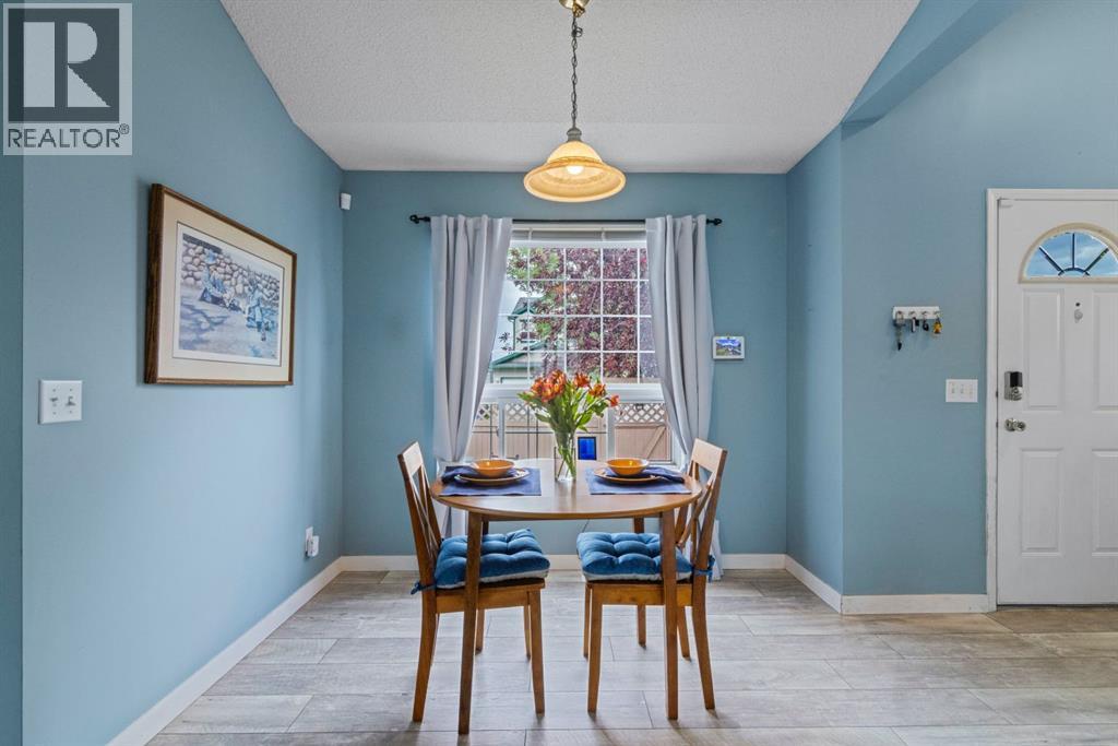 Single Family House 4 Level for Sale in  Somervale Place SW Somerset Calgary 