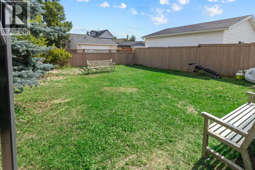 Single Family House 4 Level for Sale in  Somervale Place SW Somerset Calgary 
