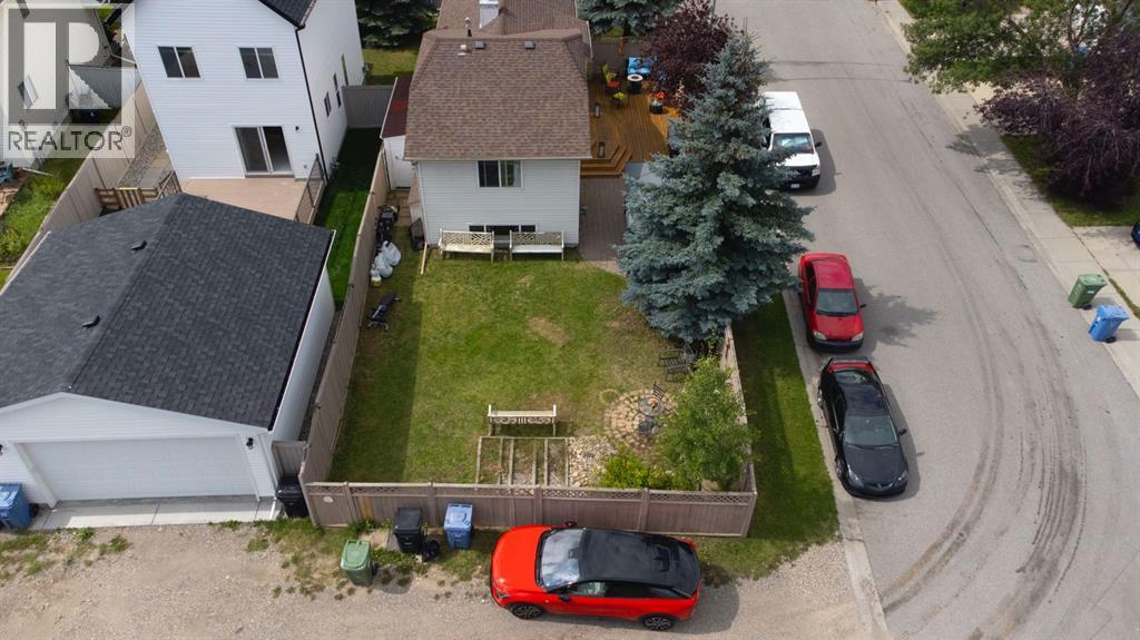 Single Family House 4 Level for Sale in  Somervale Place SW Somerset Calgary 