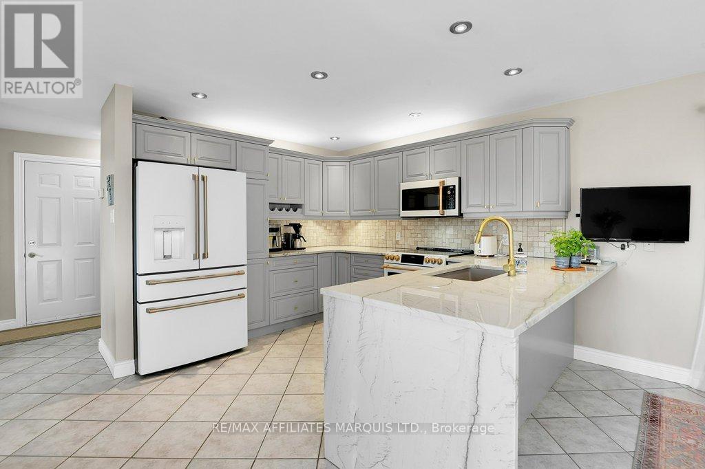 Photo 7 of 18235 County Rd 2 Road E, South Glengarry ON