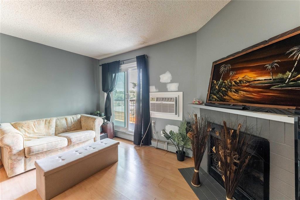 Photo 10 of 2205 1048 Bairdmore Boulevard, Winnipeg MB