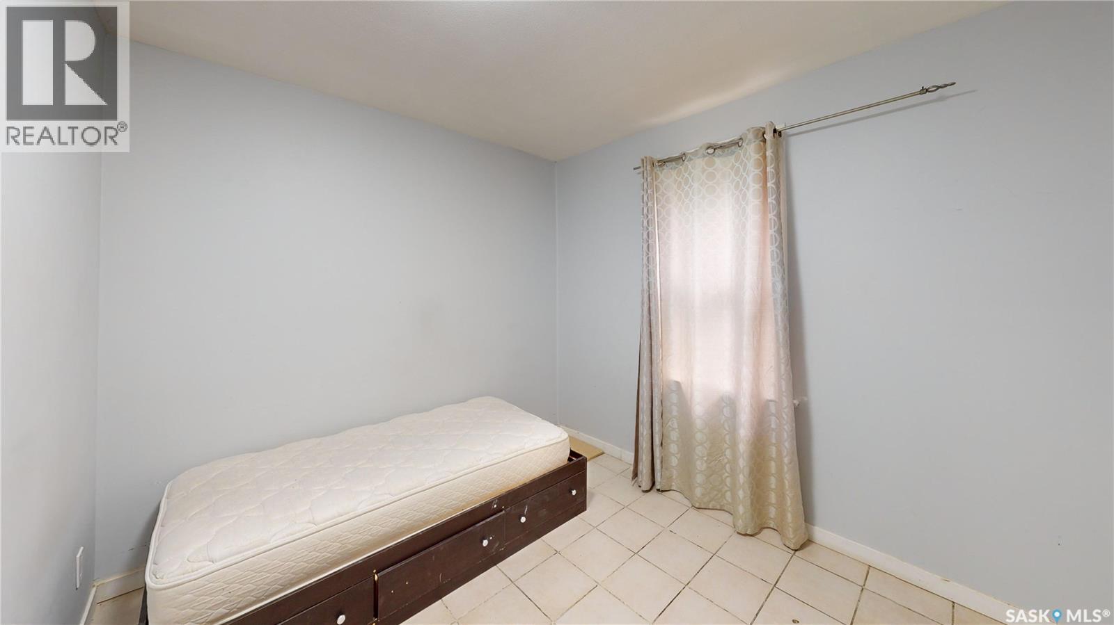Photo 8 of 1317 Athol Street, Regina SK