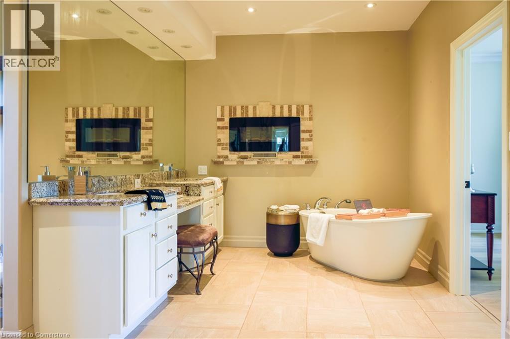 Photo 18 of 214 218 Maple Avenue, Burford ON