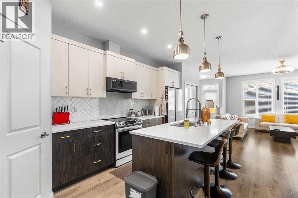 Photo 4 of 40 Seton Mews Se, Calgary AB