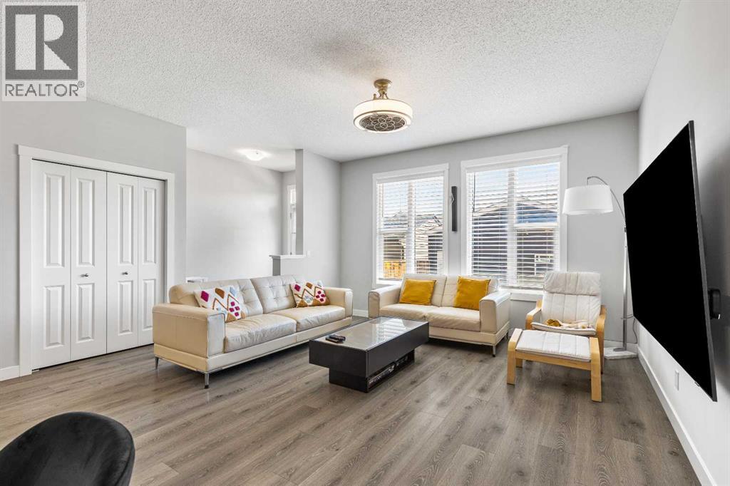 Photo 7 of 40 Seton Mews Se, Calgary AB