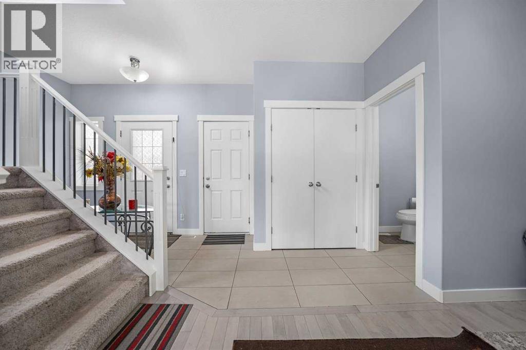 Photo 21 of 31 Baysprings Way Sw, Airdrie AB