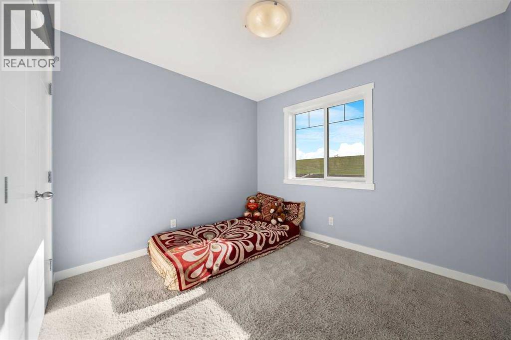 Photo 33 of 31 Baysprings Way Sw, Airdrie AB