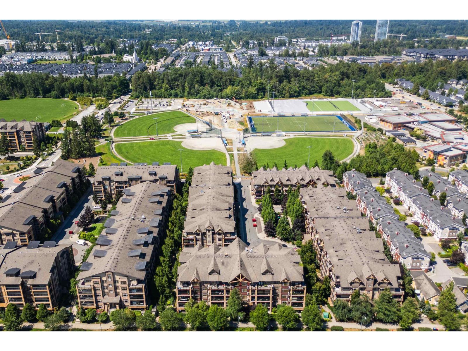 Photo 36 of 542 8288 207 A Street, Langley BC