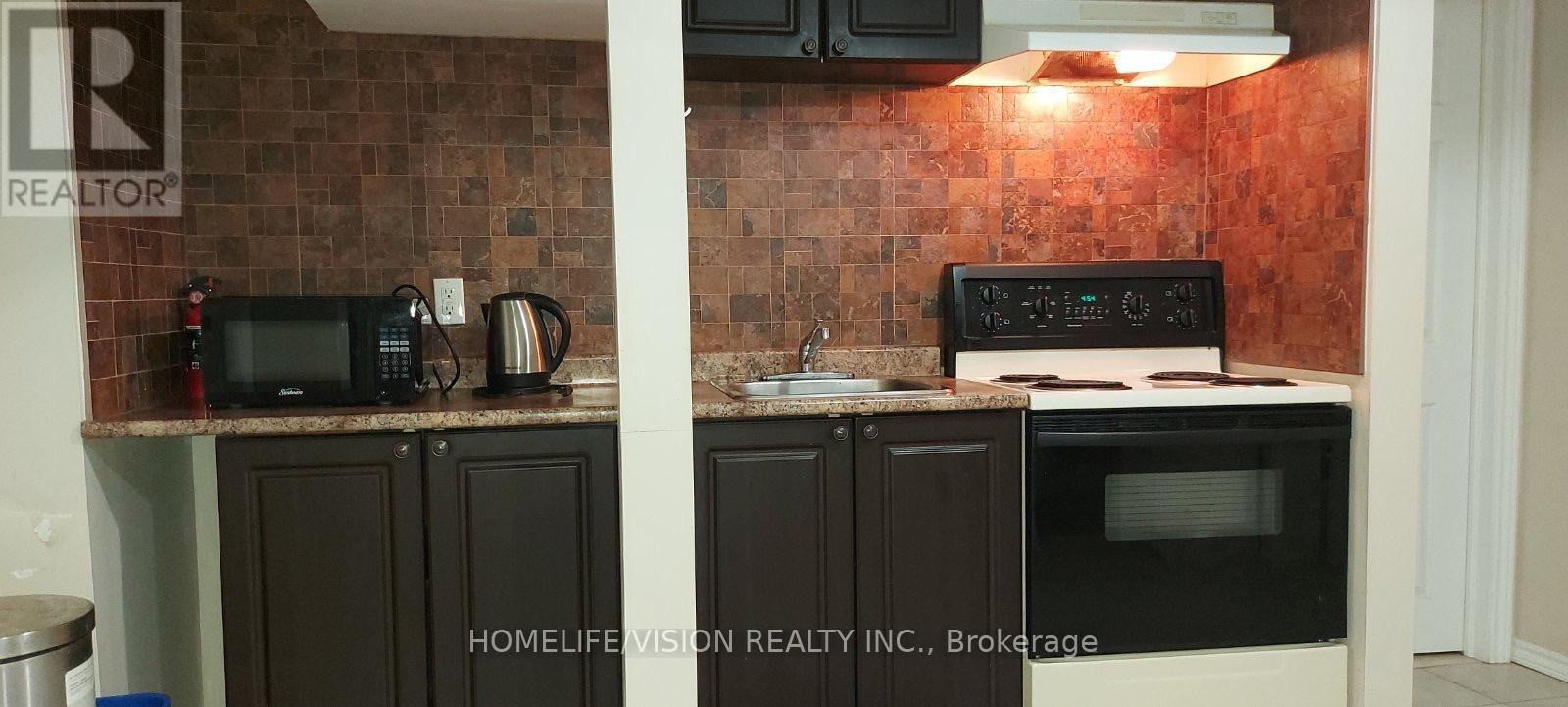 Photo 7 of Lower 168 Old Sheppard Avenue, Toronto ON
