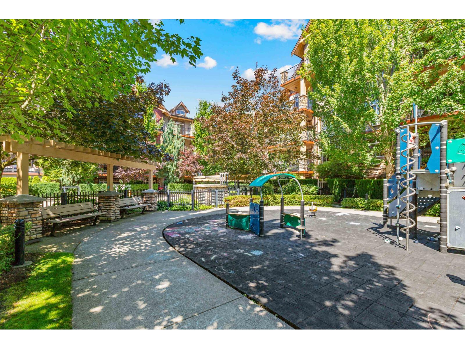 Photo 31 of 542 8288 207 A Street, Langley BC