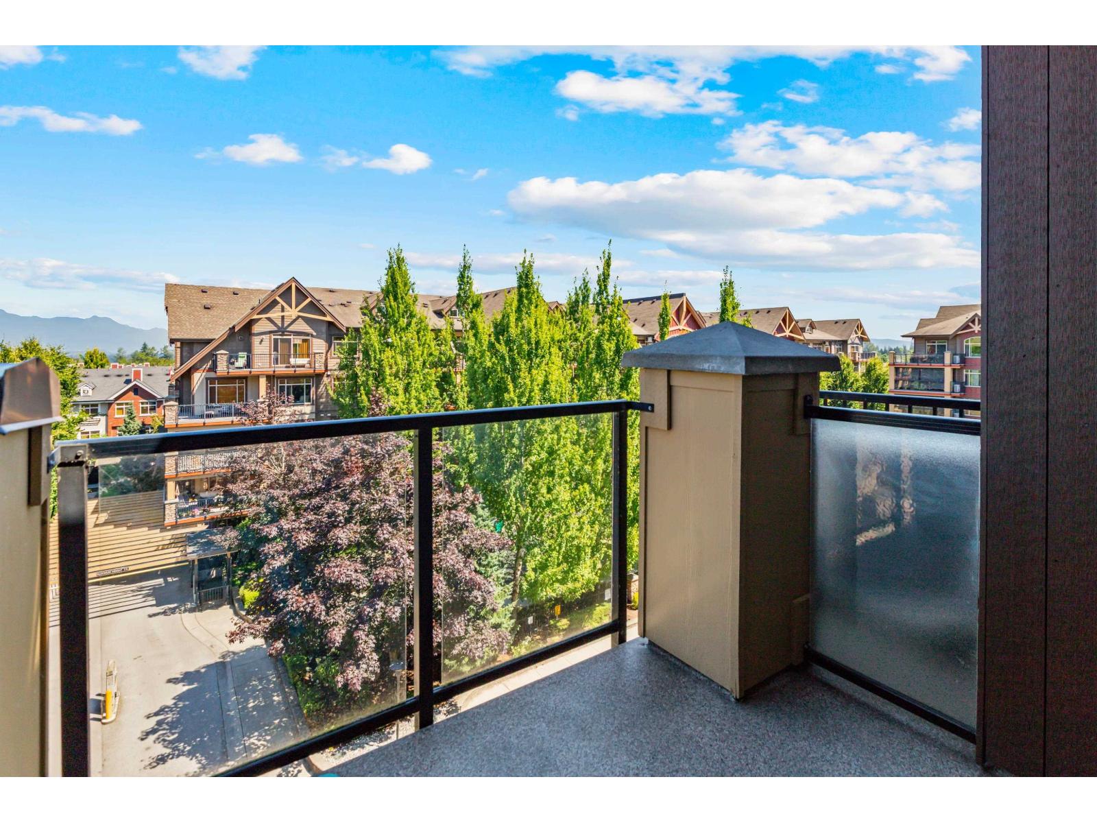 Photo 21 of 542 8288 207 A Street, Langley BC
