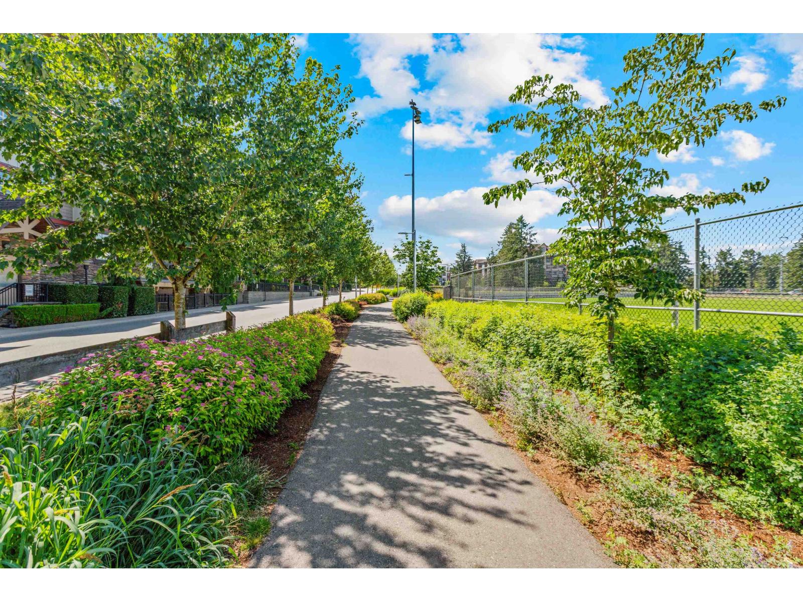 Photo 32 of 542 8288 207 A Street, Langley BC