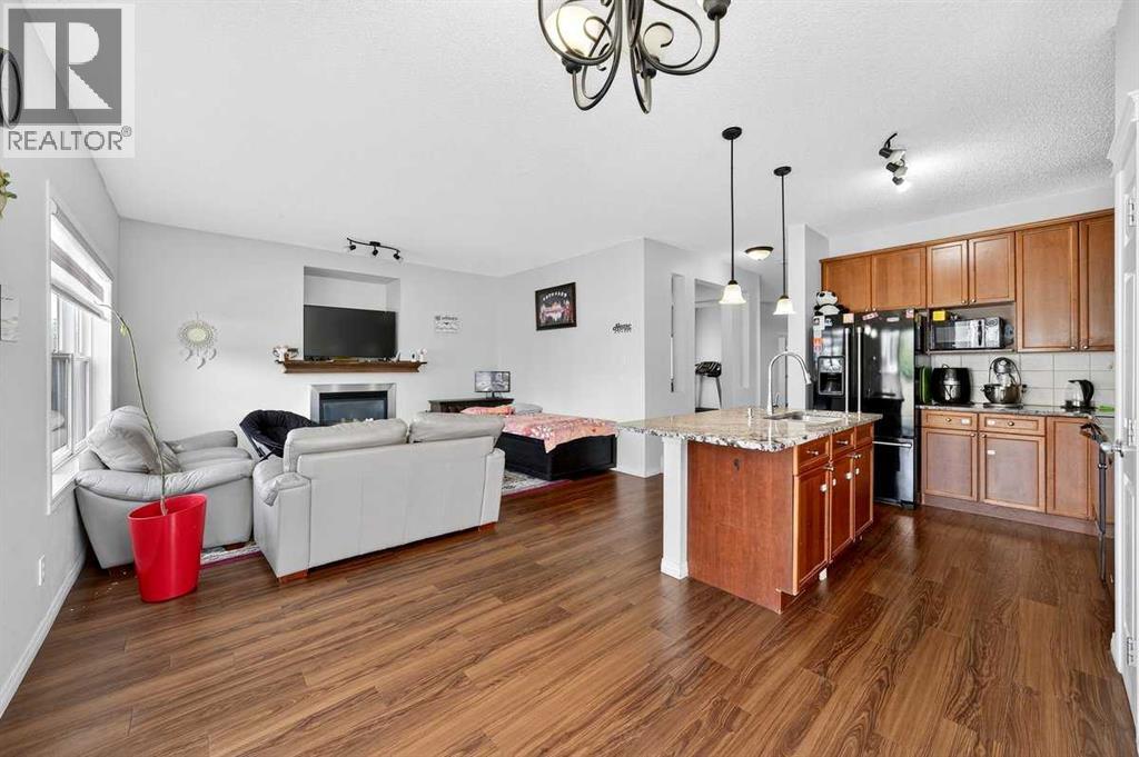 Photo 15 of 143 Saddleland Crescent Ne, Calgary AB