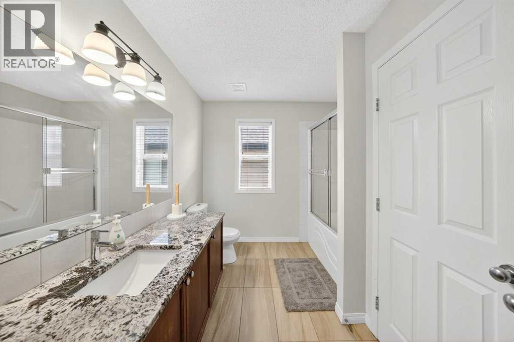 Photo 30 of 143 Saddleland Crescent Ne, Calgary AB