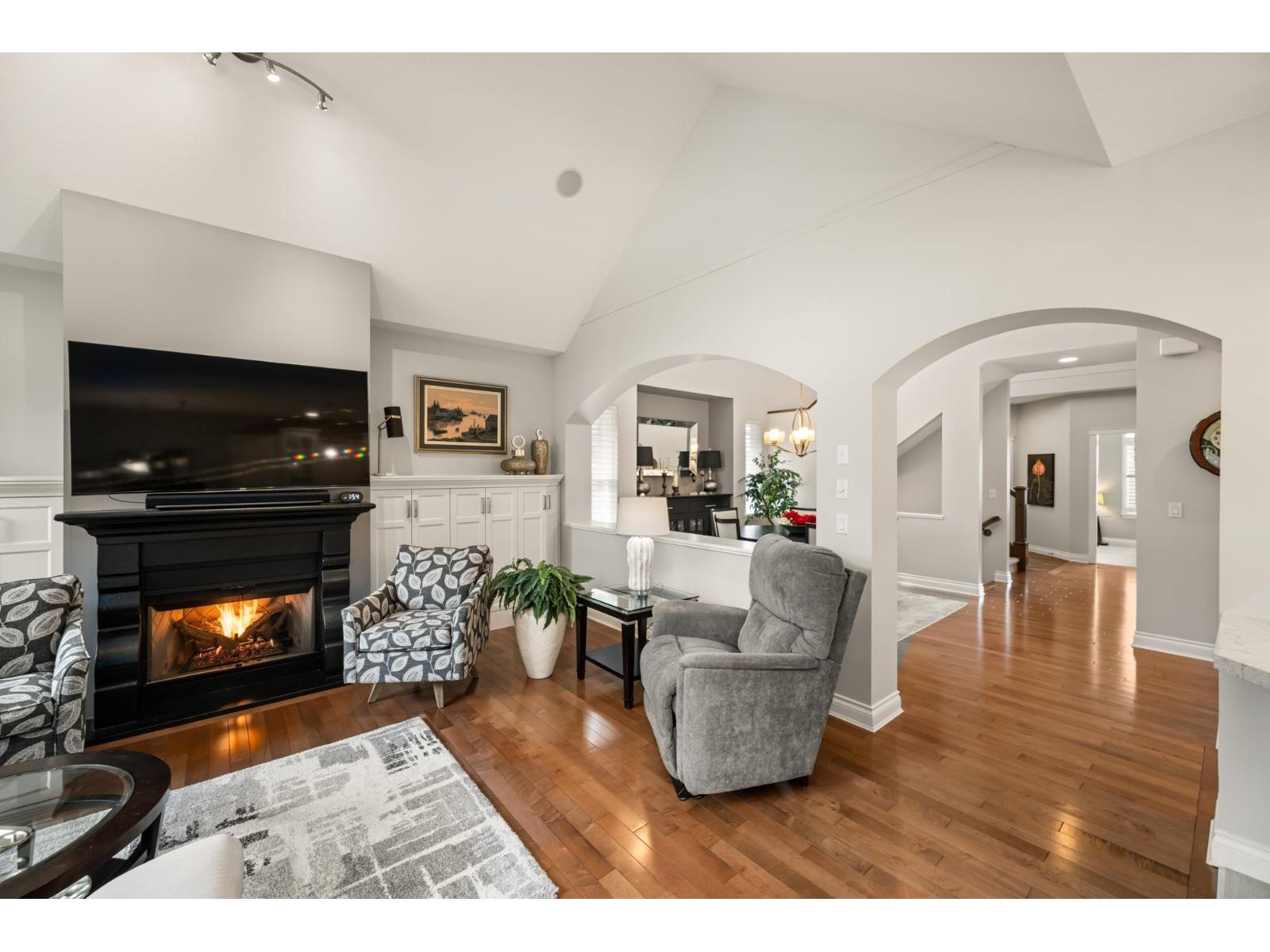 Photo 17 of 1 3300 157 A Street, Surrey BC