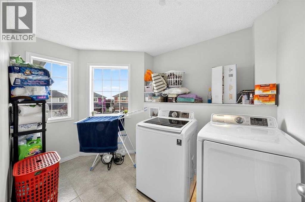 Photo 32 of 143 Saddleland Crescent Ne, Calgary AB