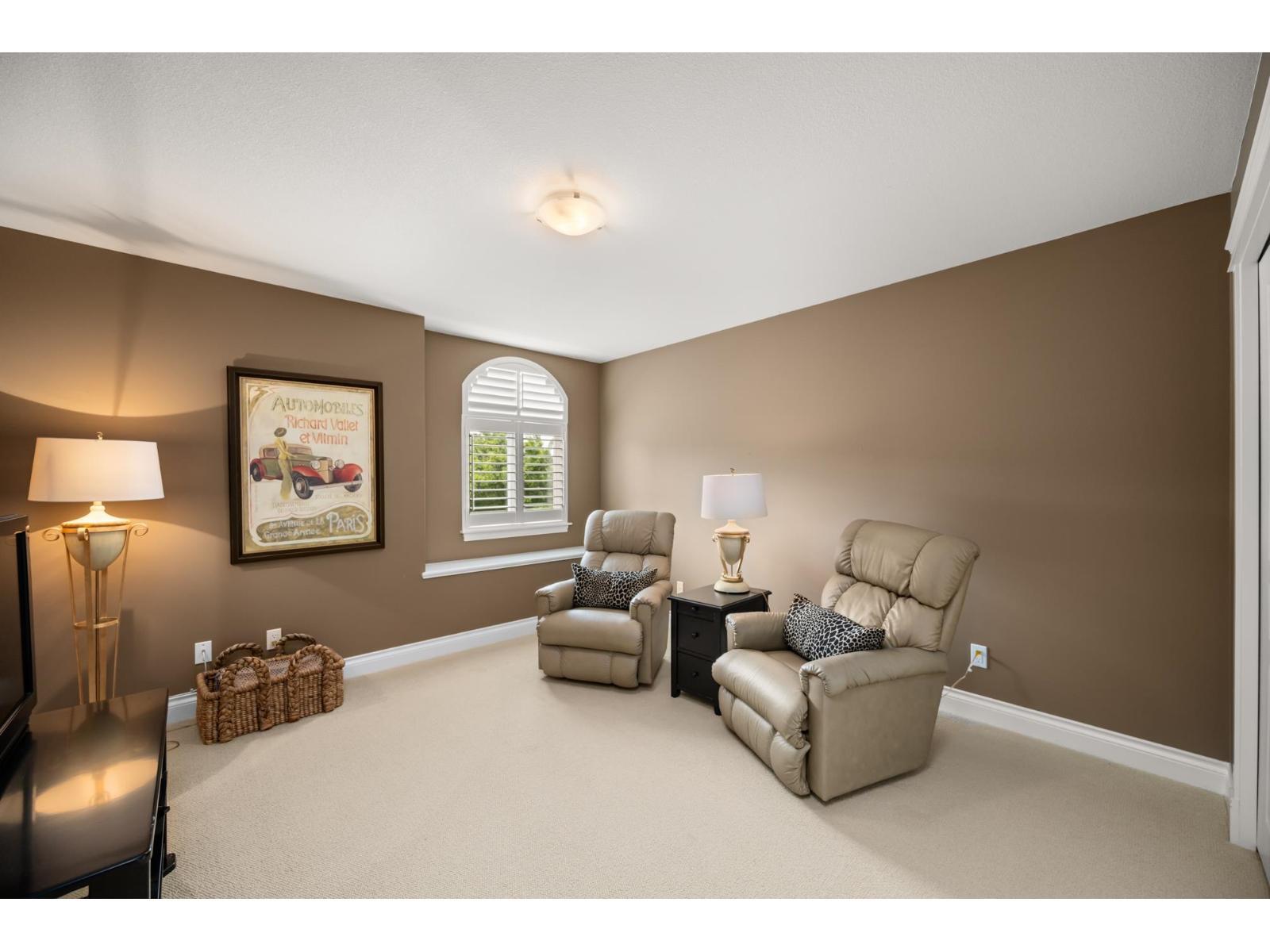 Photo 29 of 1 3300 157 A Street, Surrey BC