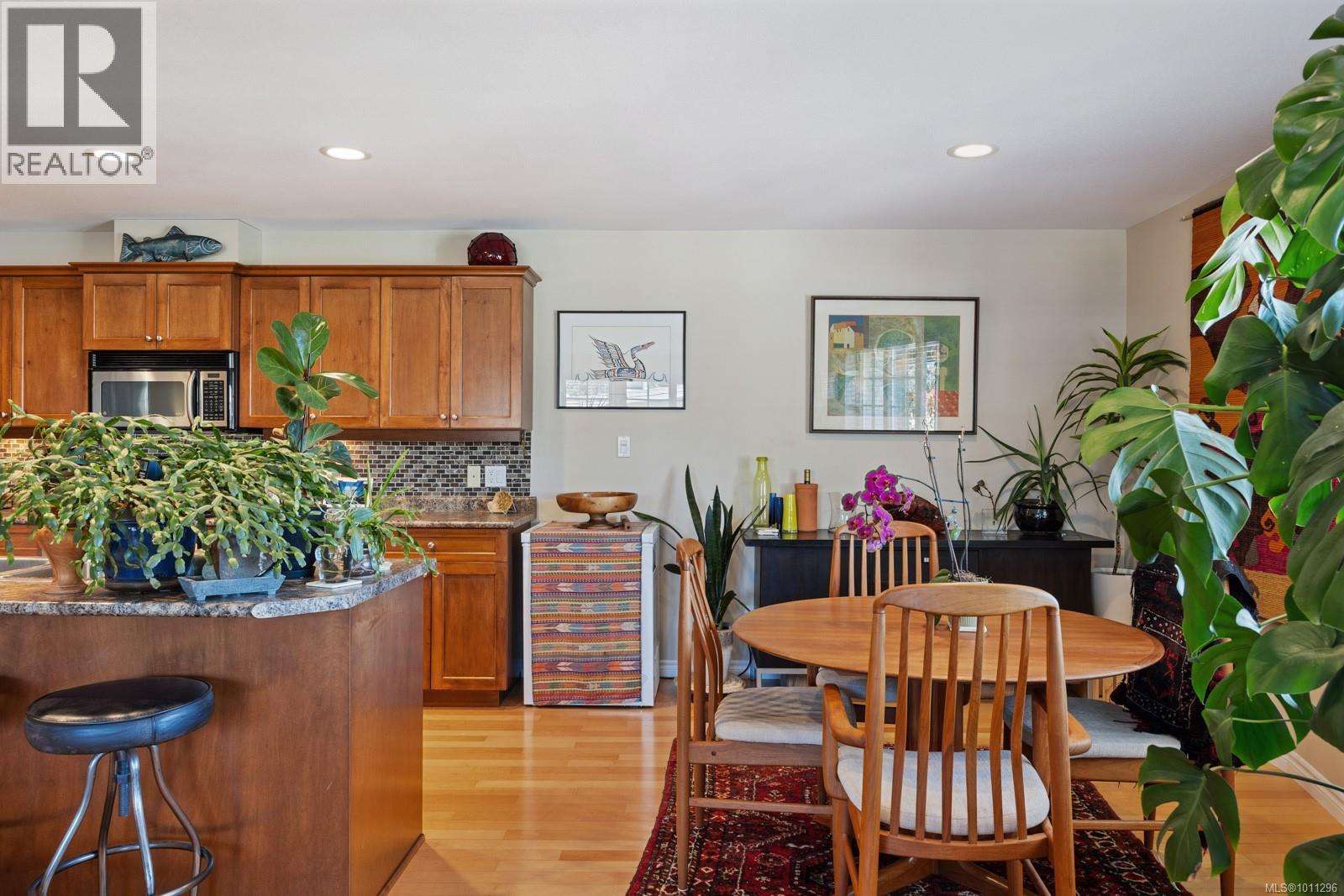 304 1705 Comox Ave, Comox