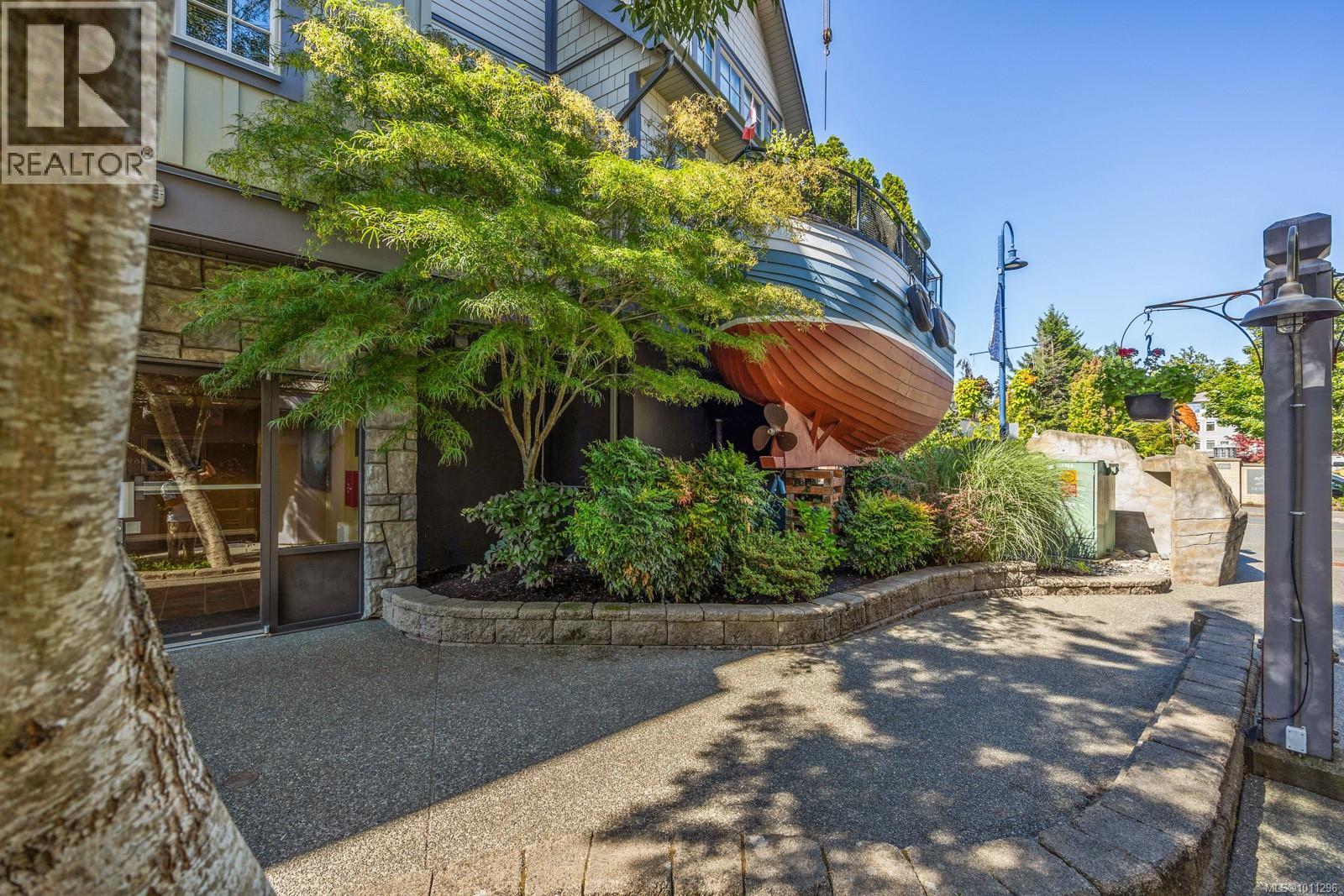 304 1705 Comox Ave, Comox
