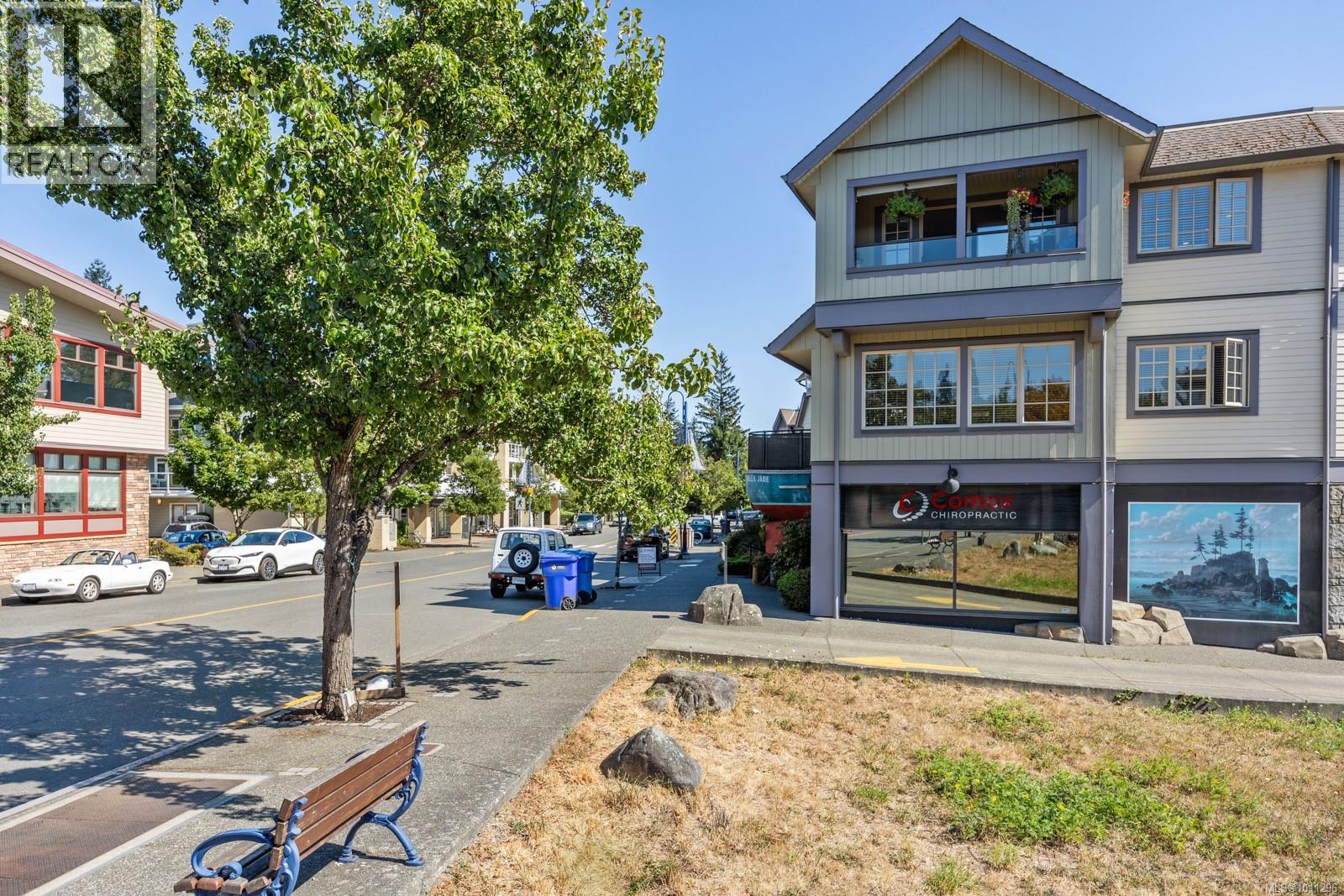 304 1705 Comox Ave, Comox
