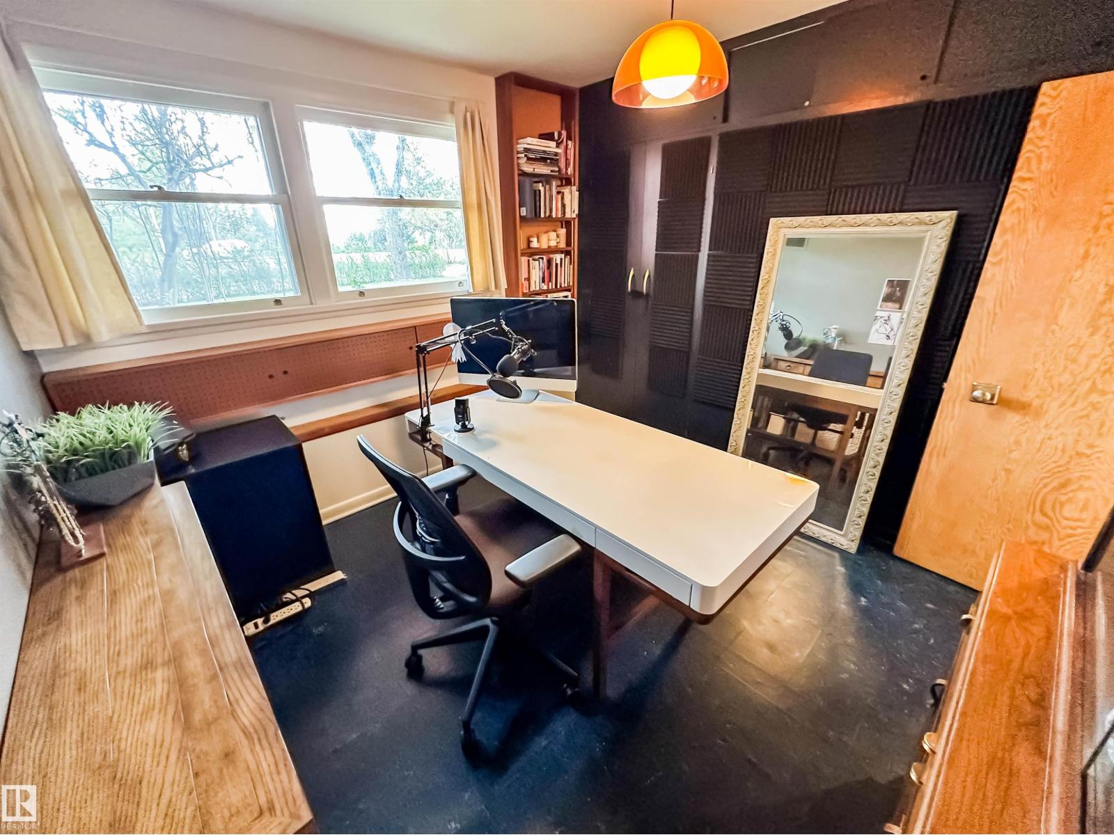 Photo 56 of 11748 University Av Nw, Edmonton AB