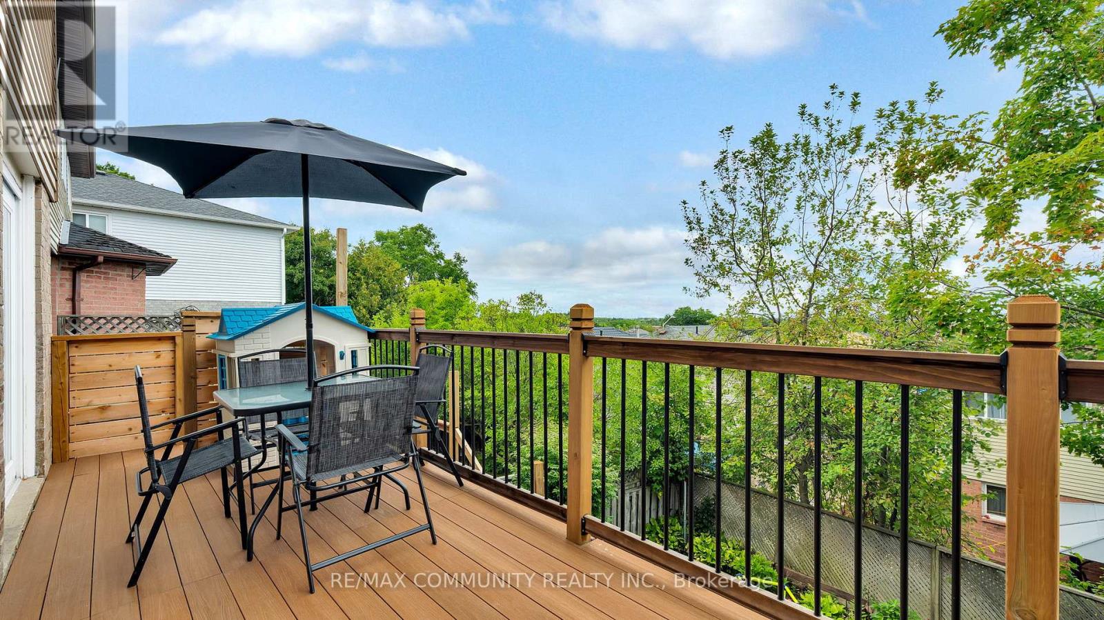 Photo 20 of 2135 Theoden Court, Pickering ON