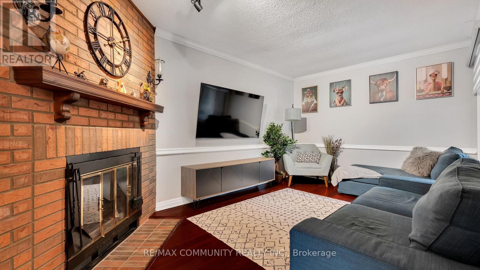 Photo 23 of 2135 Theoden Court, Pickering ON