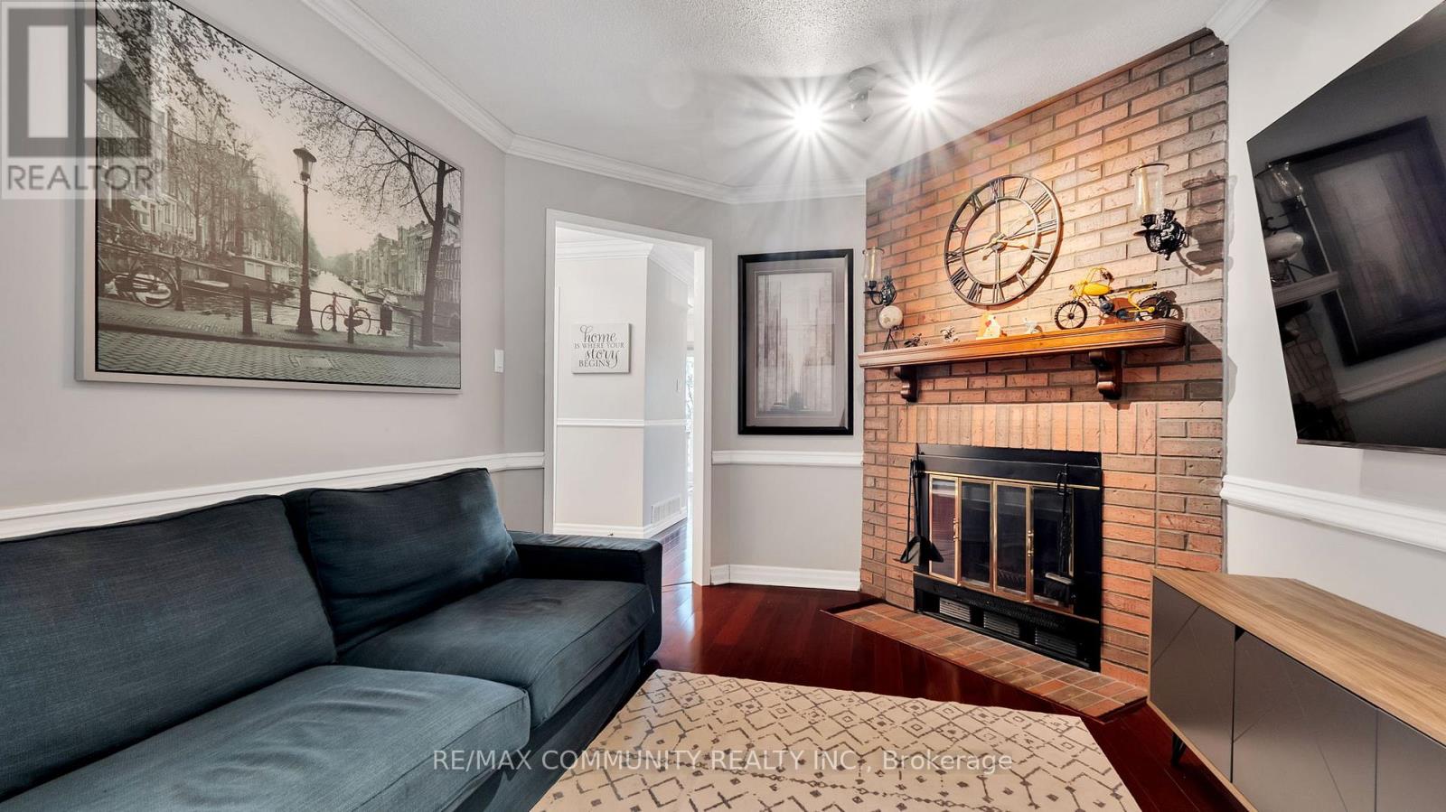 Photo 24 of 2135 Theoden Court, Pickering ON