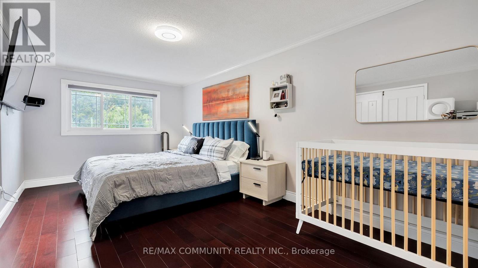 Photo 25 of 2135 Theoden Court, Pickering ON