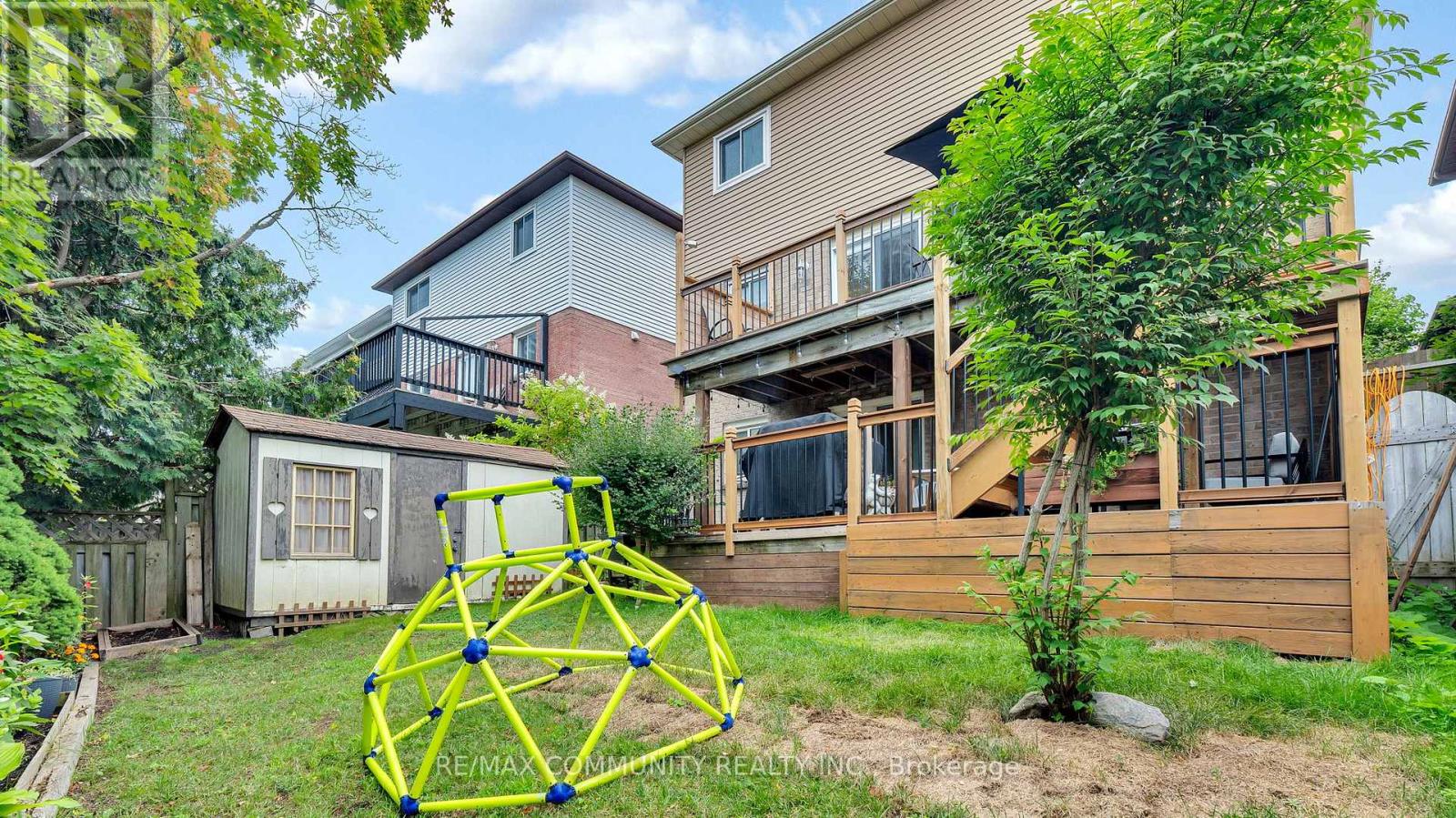 Photo 47 of 2135 Theoden Court, Pickering ON