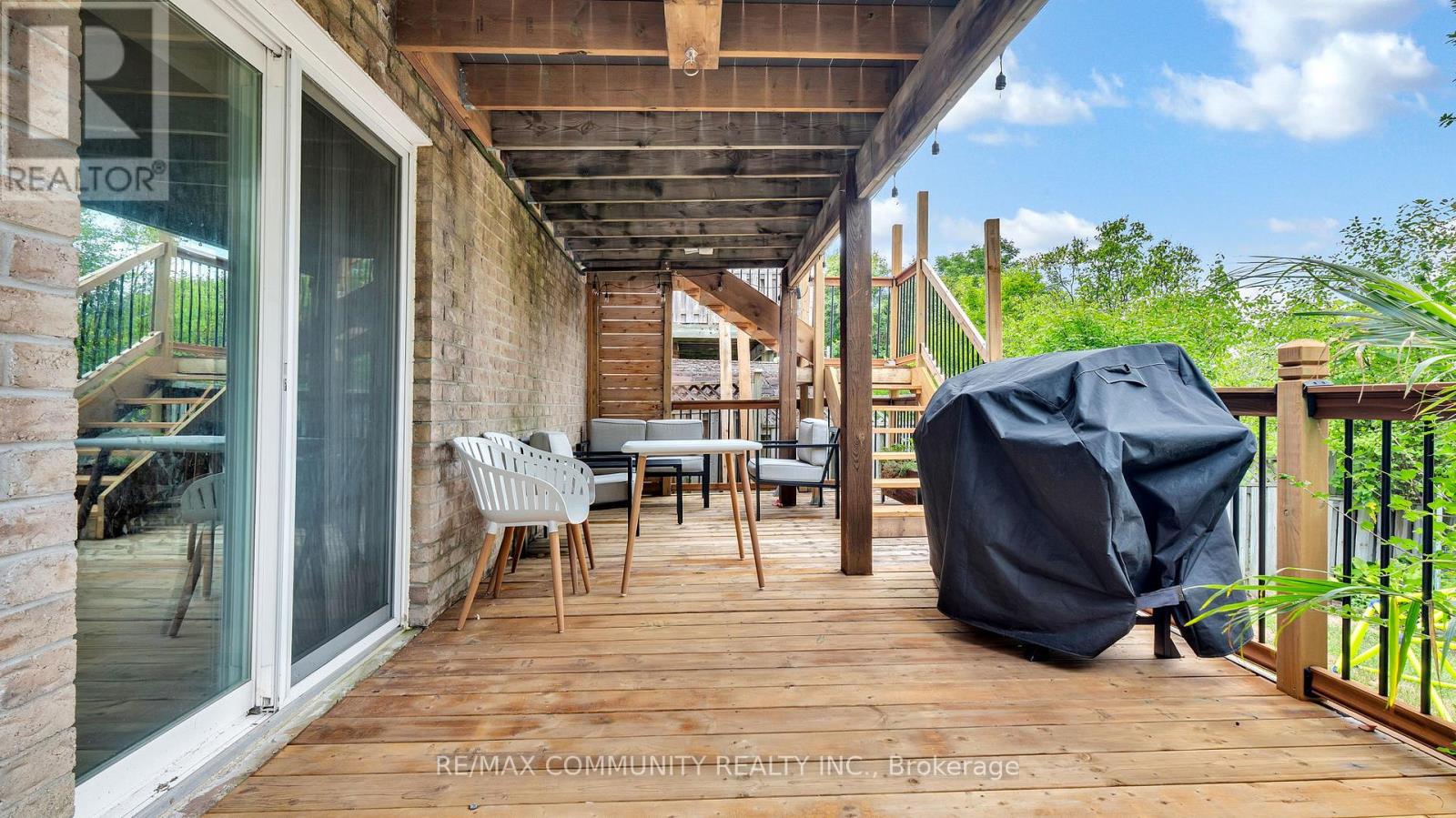Photo 48 of 2135 Theoden Court, Pickering ON