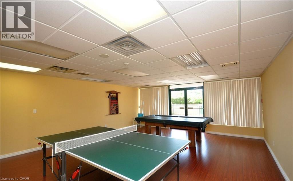 Photo 7 of 115 Hillcrest Avenue, Mississauga ON