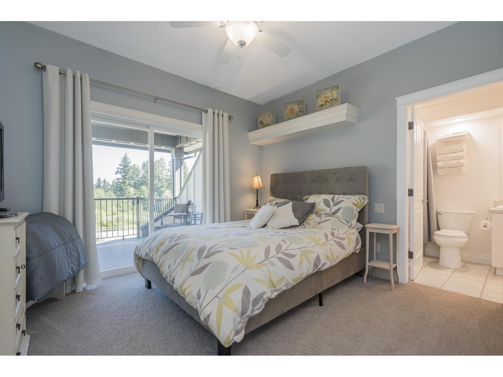 Photo 15 of 25309 72 Avenue, Langley BC