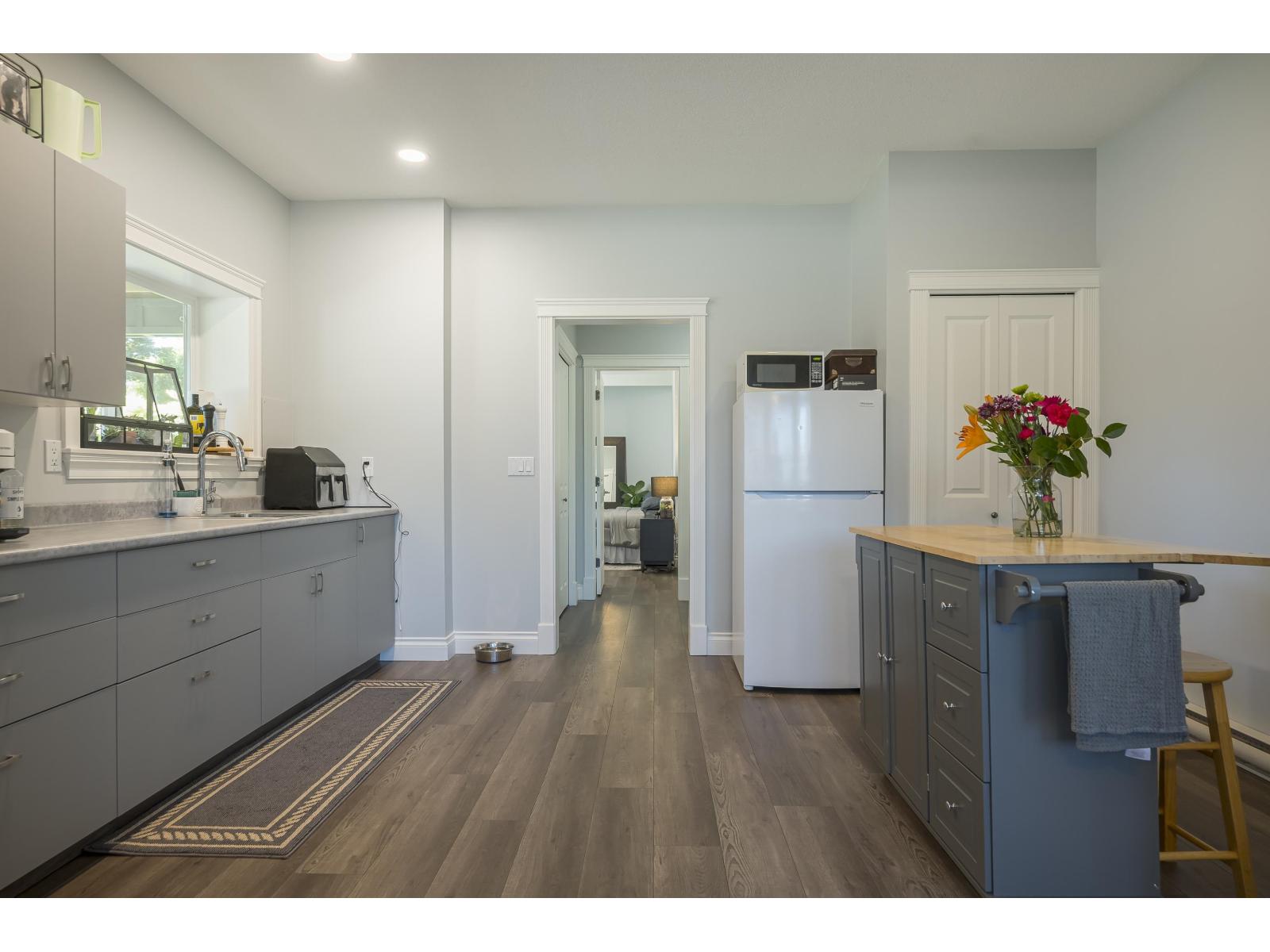 Photo 23 of 25309 72 Avenue, Langley BC
