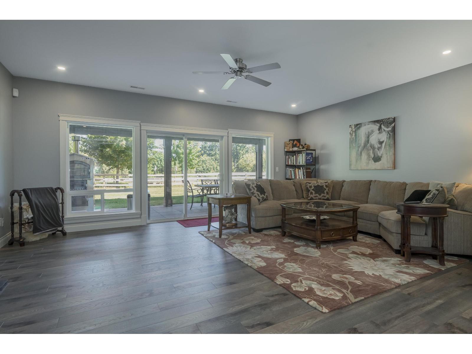 Photo 18 of 25309 72 Avenue, Langley BC