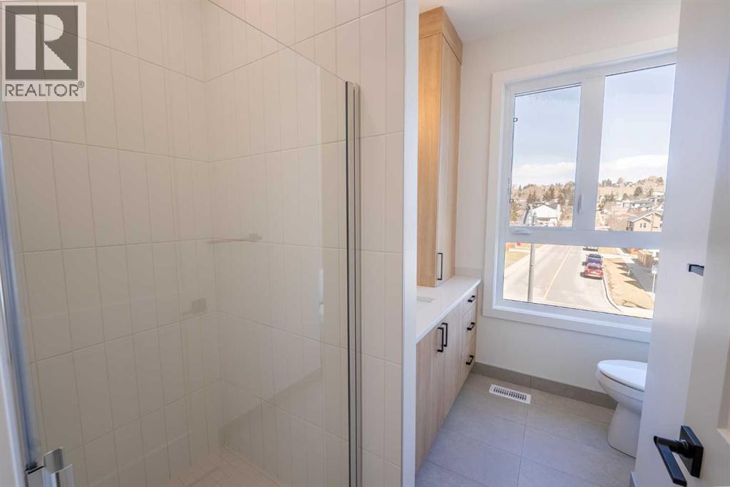 Single Family House for Sale in  Bowness Road NW Montgomery Calgary 
