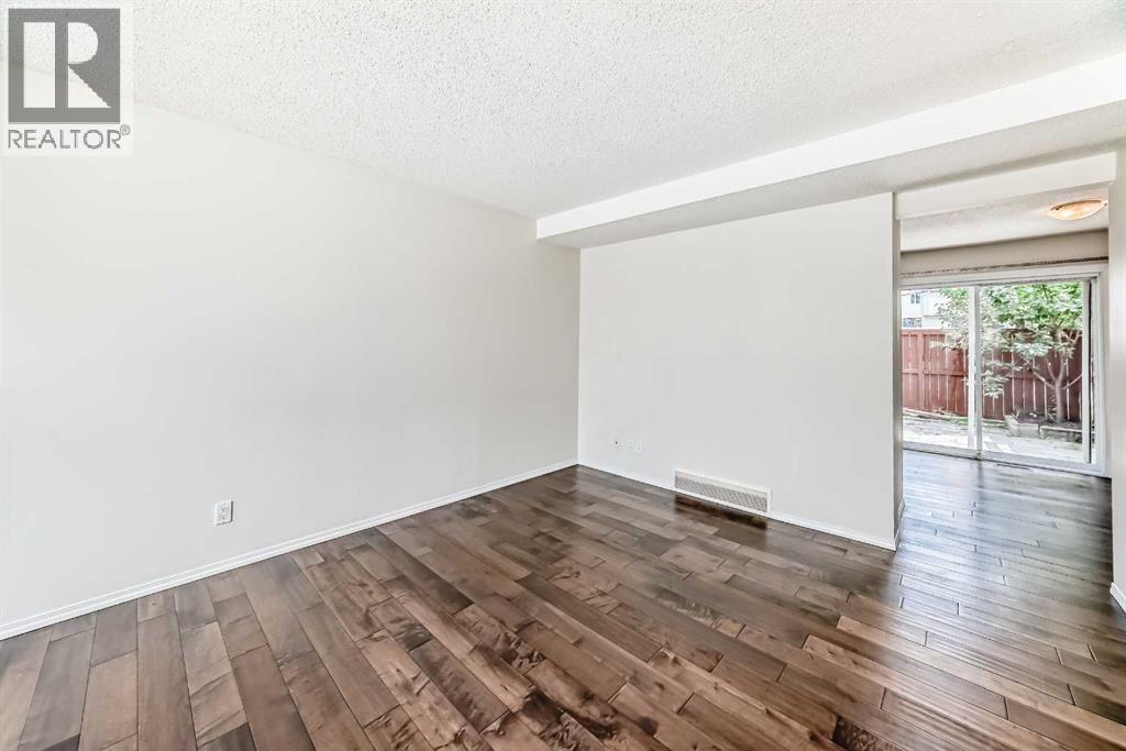 Single Family House for Sale in    Street SW Glenbrook Calgary 
