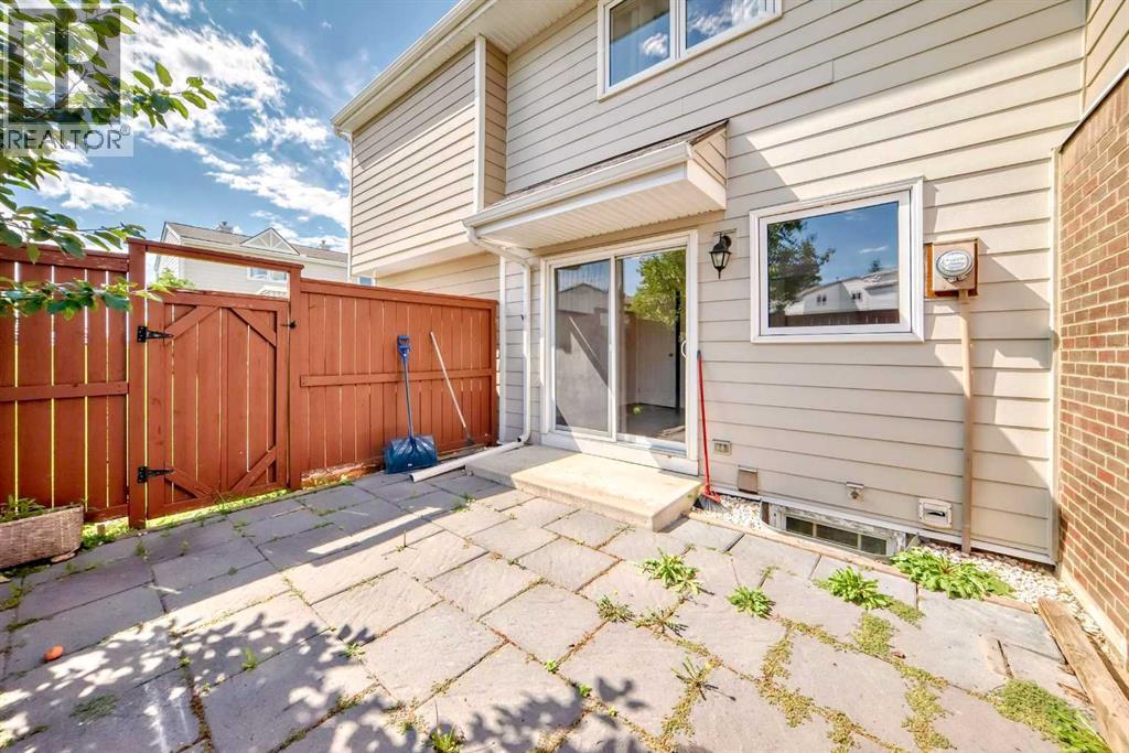 Single Family House for Sale in    Street SW Glenbrook Calgary 