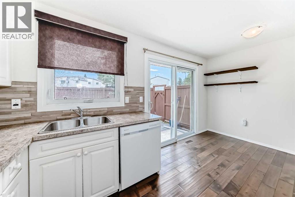 Single Family House for Sale in    Street SW Glenbrook Calgary 