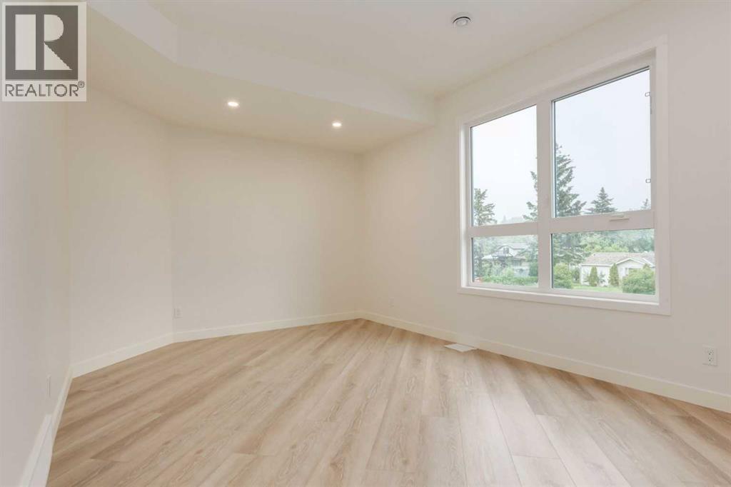 Single Family House for Sale in  Bowness Road NW Montgomery Calgary 