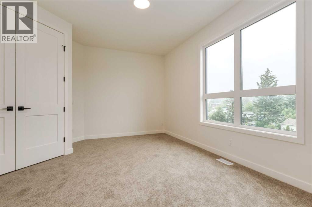 Single Family House for Sale in  Bowness Road NW Montgomery Calgary 
