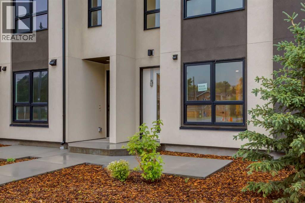 Single Family House for Sale in  Bowness Road NW Montgomery Calgary 