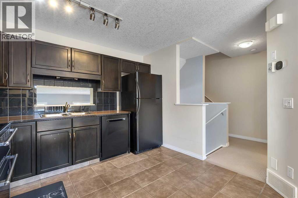 Photo 21 of 99 Copperfield Court Se, Calgary AB
