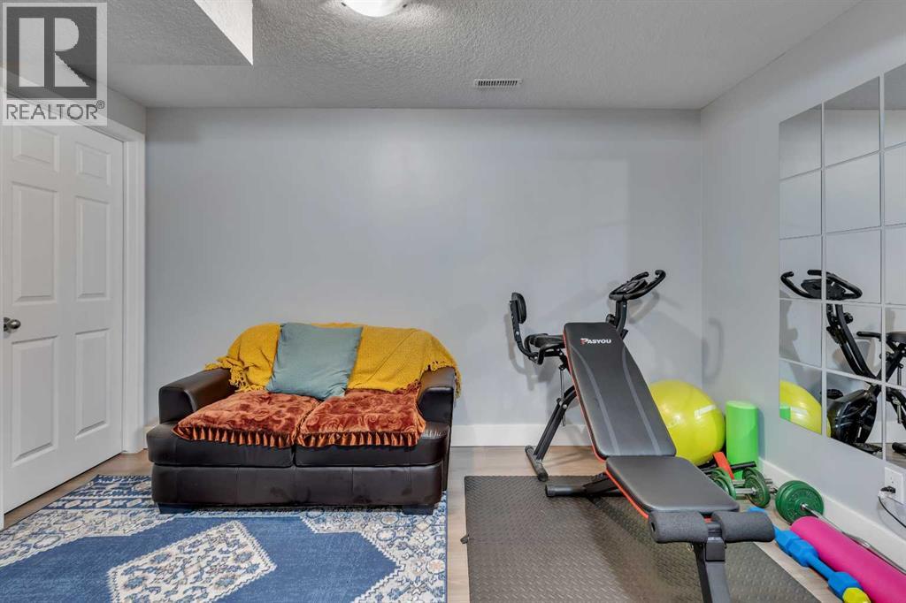 Photo 7 of 99 Copperfield Court Se, Calgary AB