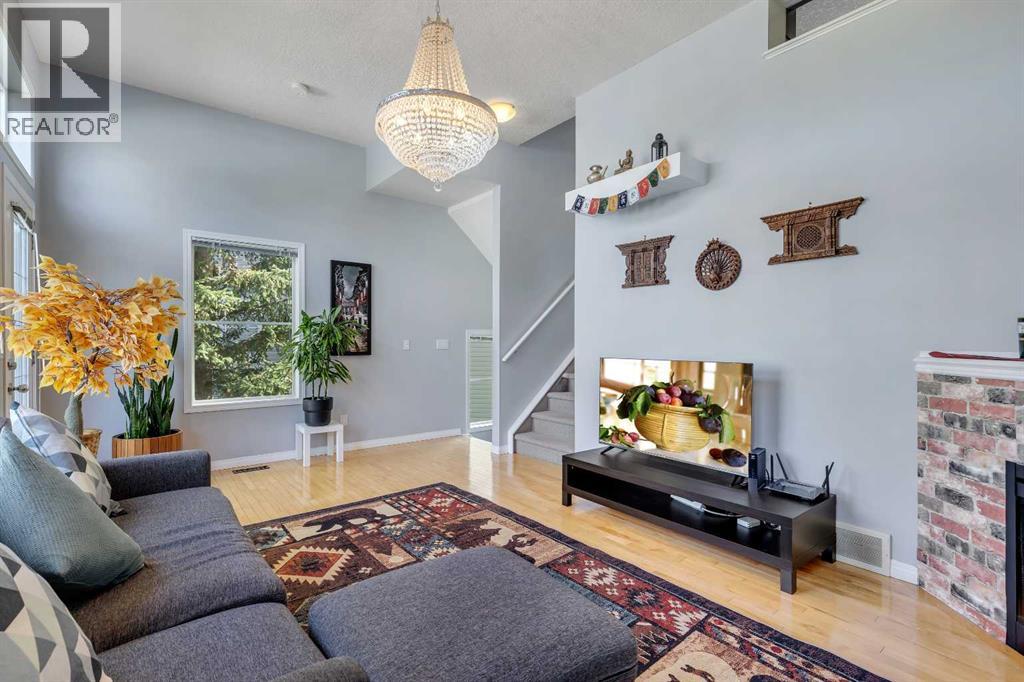Photo 11 of 99 Copperfield Court Se, Calgary AB